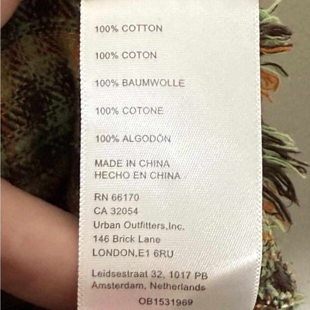 BDG Women Size XS Green Orange Brown Plaid Cropped Flannel  Raw Hem Oversized - Picture 4 of 15